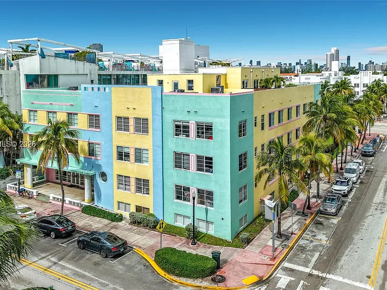 1460 Ocean Dr #404 — Photo 3