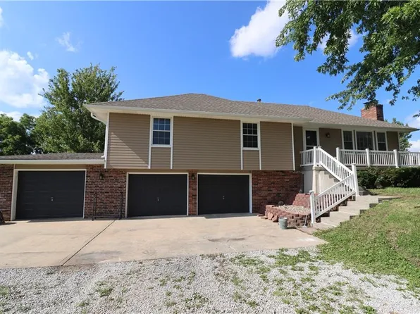 10508 E 241st Ter, Peculiar, MO 64078
