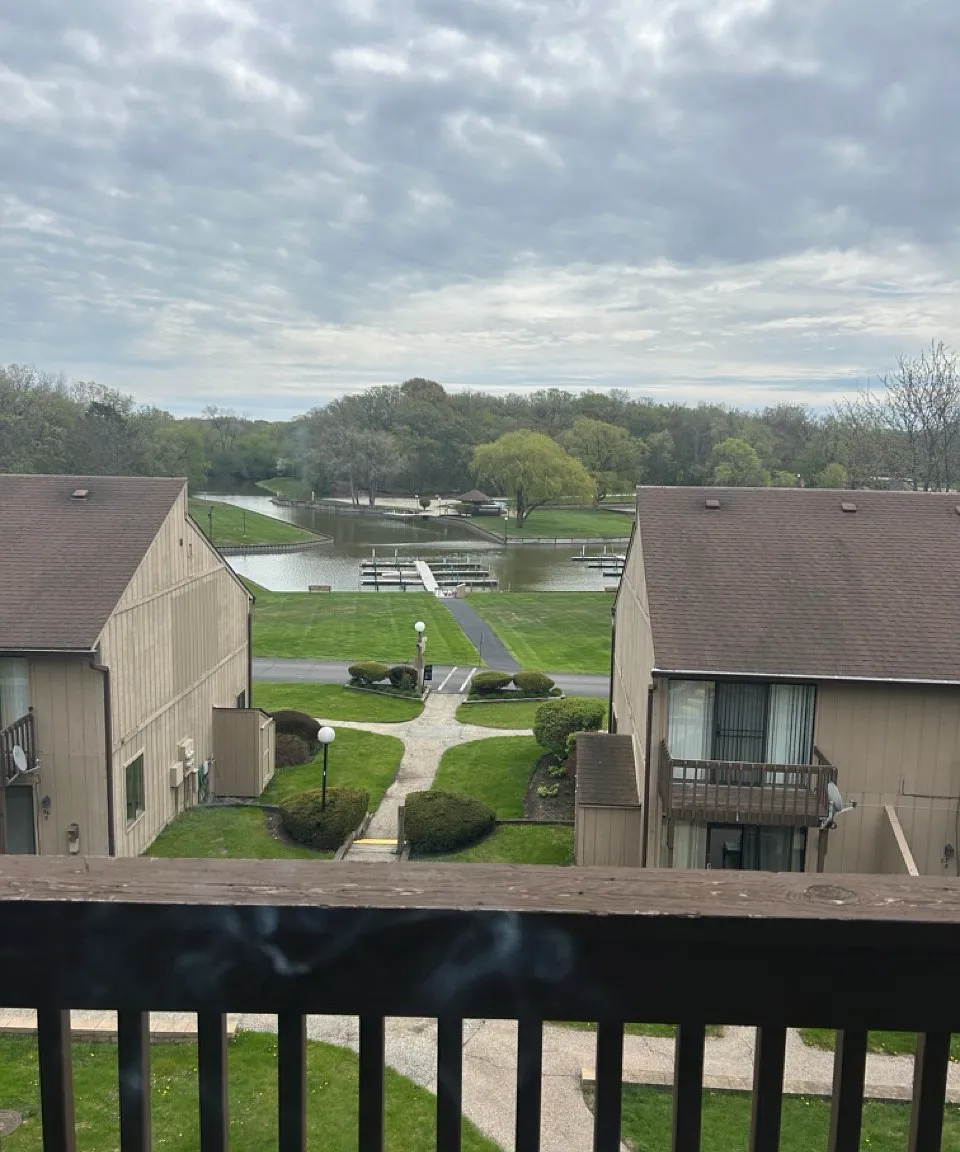 2 bed, 753 sqft, $1,800 — Photo 2
