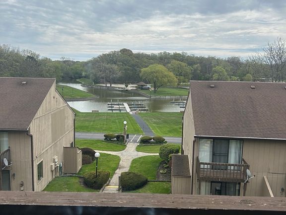 2nd image of 55 Vail Colony APT 12