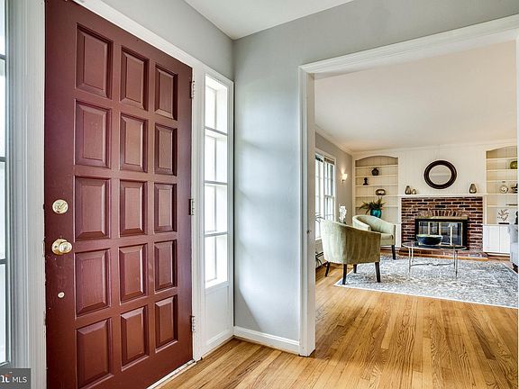 5th image of 6218 Glenview Ct