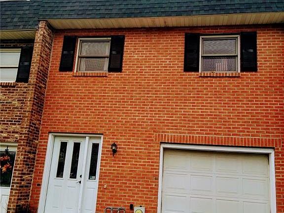 2nd image of 8235 Vicksburg Pl