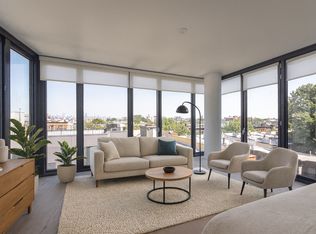 12 Halsey St #217, Brooklyn, NY 11216