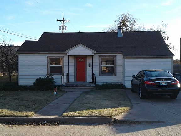 2nd image of 1106 NW Ash Ave