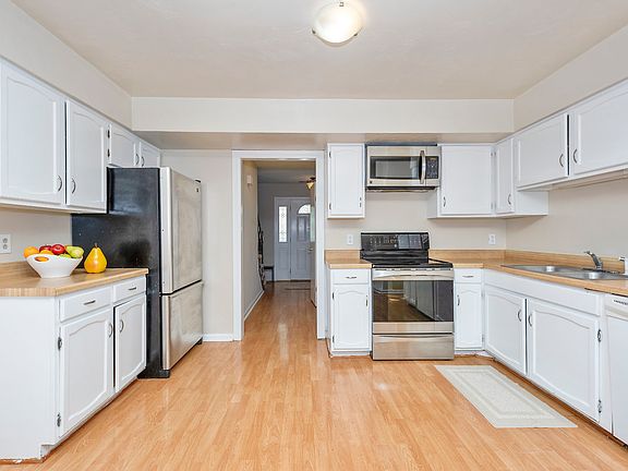 5th image of 4929 Halwell Dr