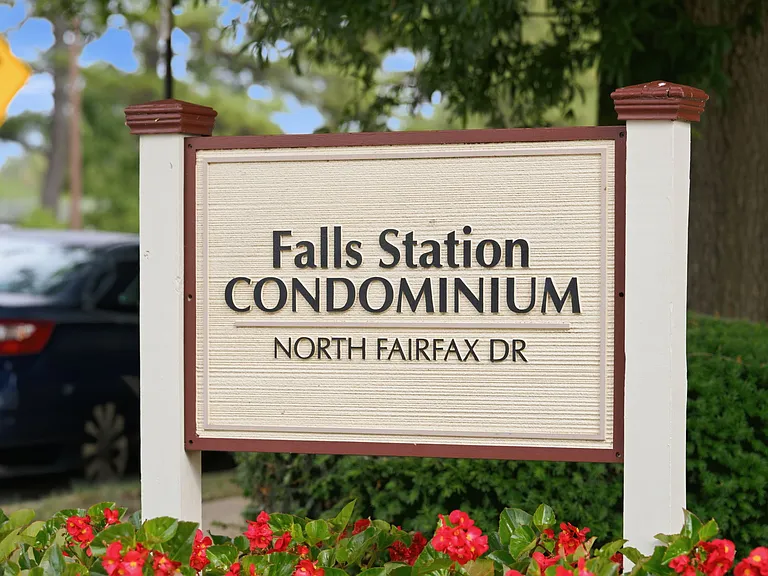6932 Fairfax Dr #100 — Photo 46