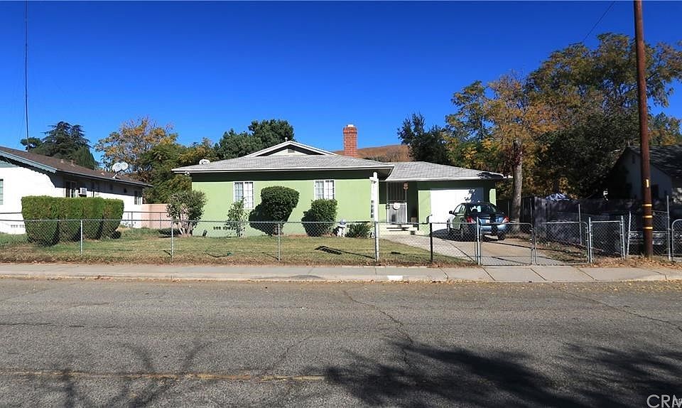 1st image of 1280 W 30th St