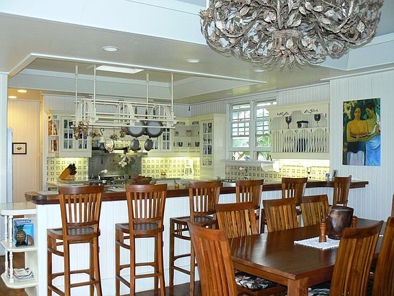 Large, bright kitchen with 6-burner Viking dual-oven range