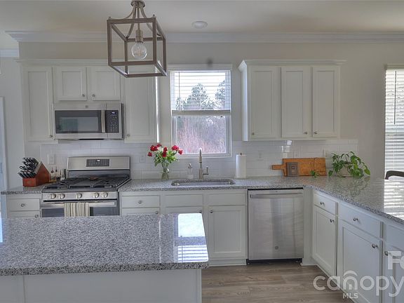 5th image of 115 W Neel Ranch Rd