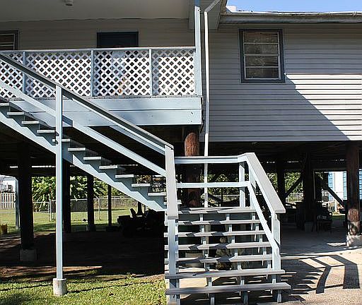 Let's head upstairs.