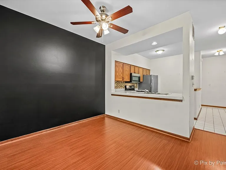 1462 Division Ct — Photo 9