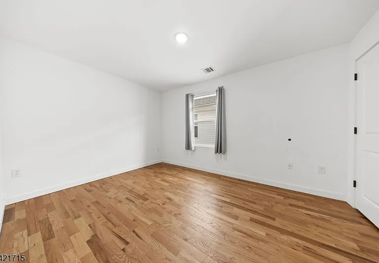735 Seaport Dr #2 — Photo 18