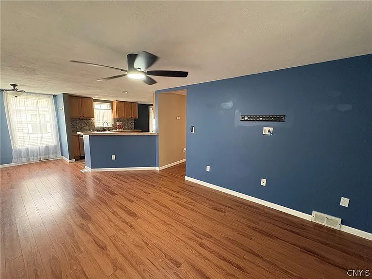 203 Newcastle Rd — Photo 4