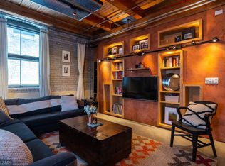 127 5th St NE #E-G02, Minneapolis, MN 55413