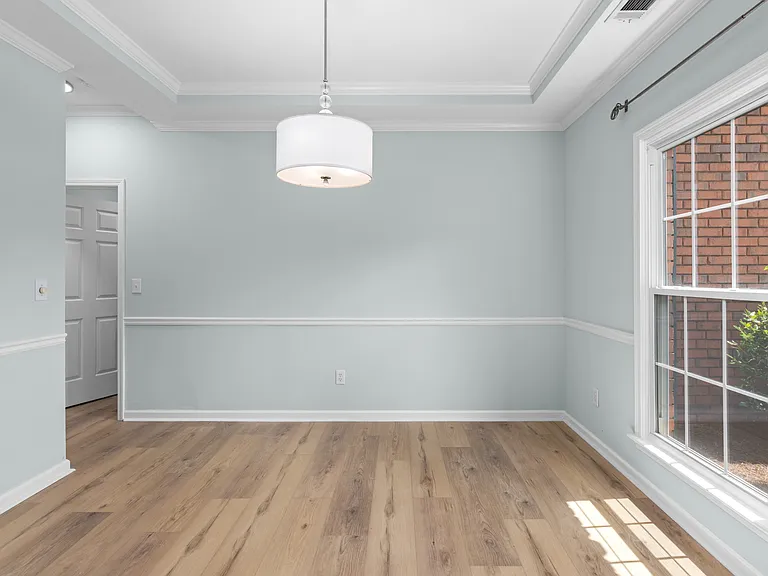 380 Belmont Chase Ct — Photo 7