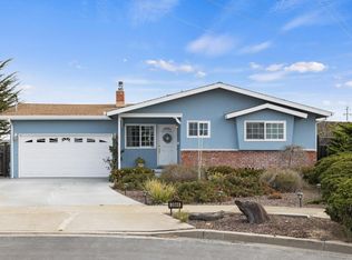 3044 Ferris Cir, Marina, CA 93933
