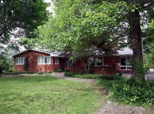 675 Old Highway 11, Beattyville, KY 41311