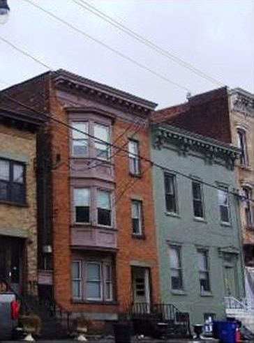 2nd image of 61 Ten Broeck St