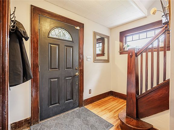3rd image of 39 Brockley Rd