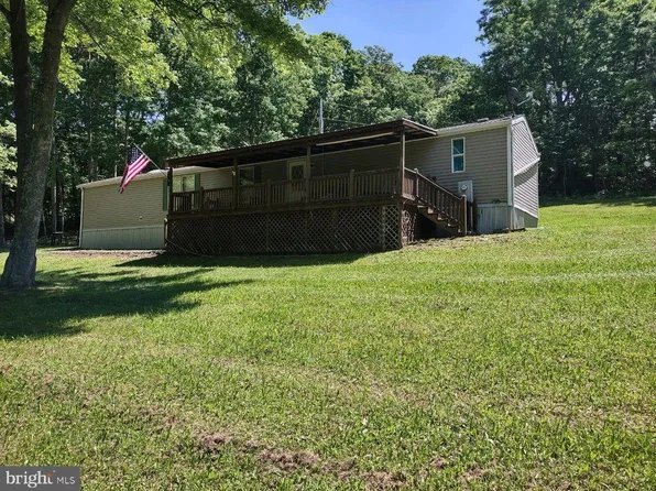 9461 Clear Ridge Rd, Everett, PA 15537