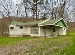 102 Dark Hollow Rd, Clearfield, KY 40313