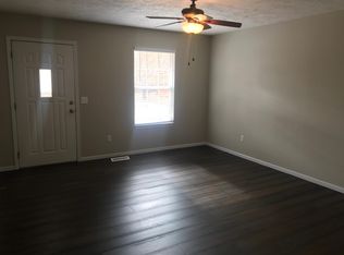 3445 W Montclair Ct, Springfield, MO 65807