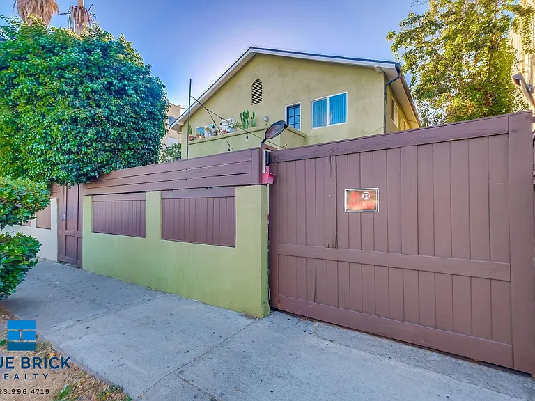 1223 N Bronson Ave — Photo 27