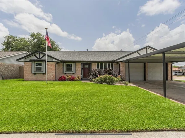 1102 E X St, Deer Park, TX 77536