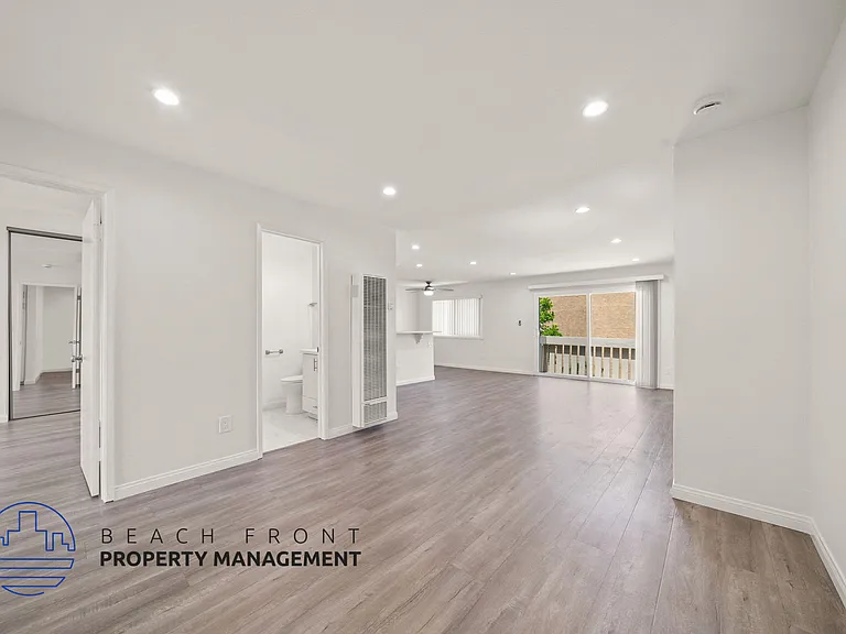 7450 Crescent Ave. — Photo 14