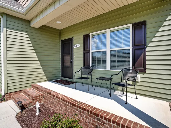 134 Elise Cir, Tullahoma, TN 37388