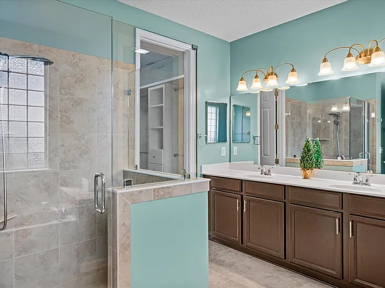1201 E Redrock Ridge Ave — Photo 43