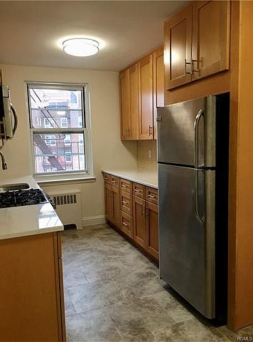 1st image of 280 Collins Ave APT 8B