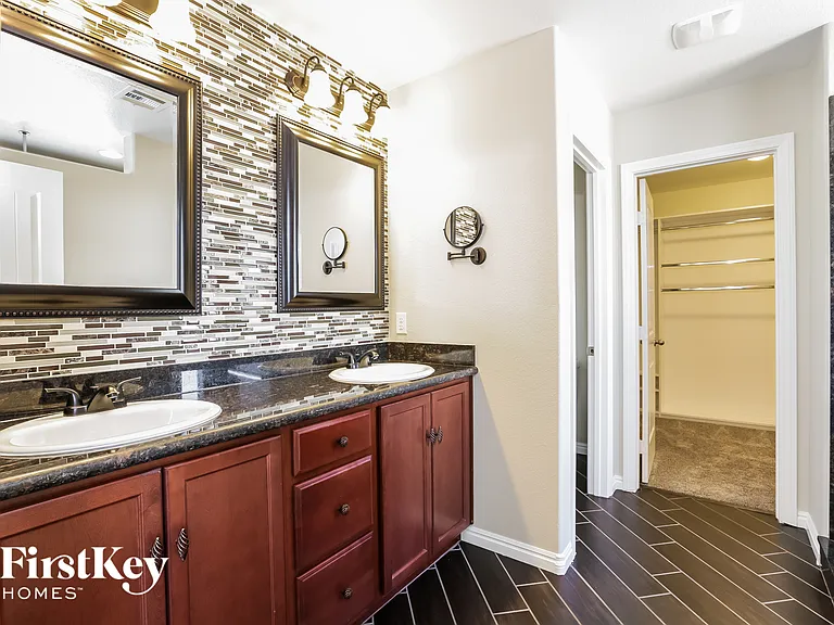 4148 Seclusion Bay Ave — Photo 9