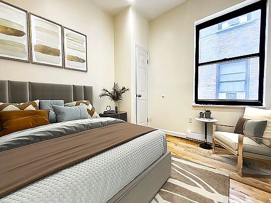 2nd image of 342 Manhattan Ave #2W