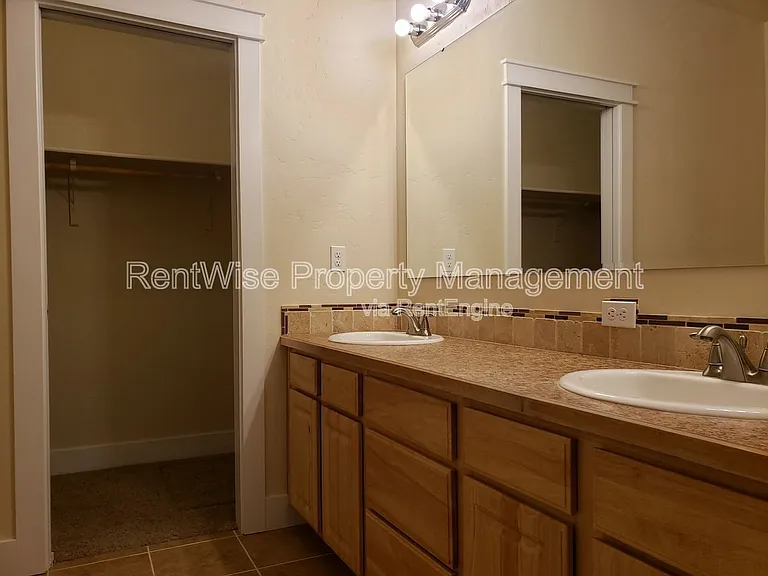 6260 N Maximus Pl — Photo 13