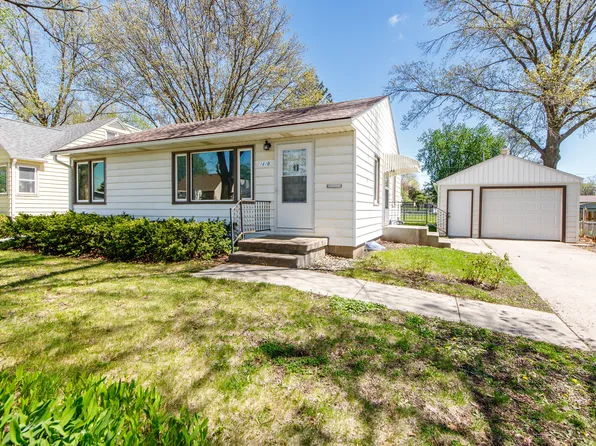 1610 Douglas Ave, Ames, IA 50010