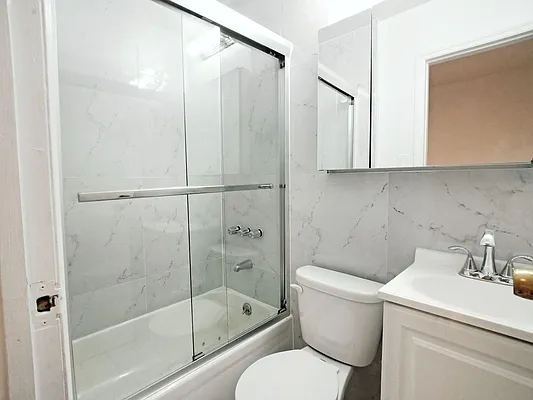 Rented by Compass | media 26