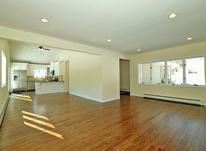 5th image of 28 Lorijean Ln