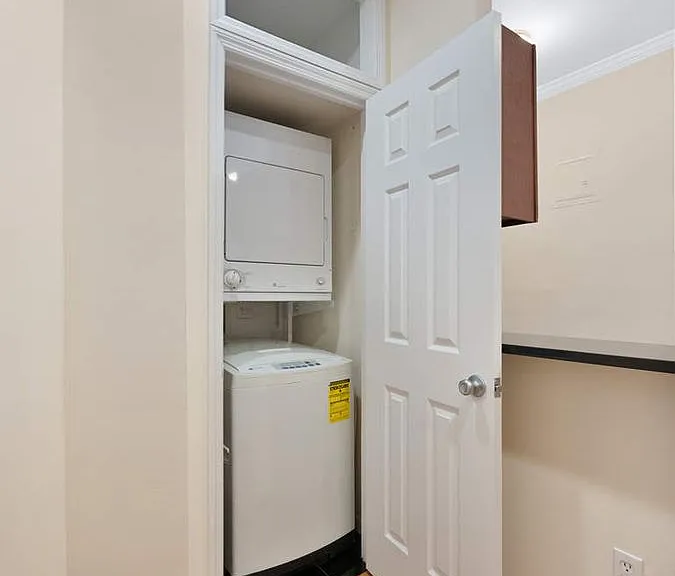 370 Columbus Ave #2E — Photo 6