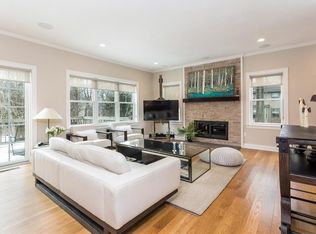 359 Sowams Rd, Barrington, RI 02806