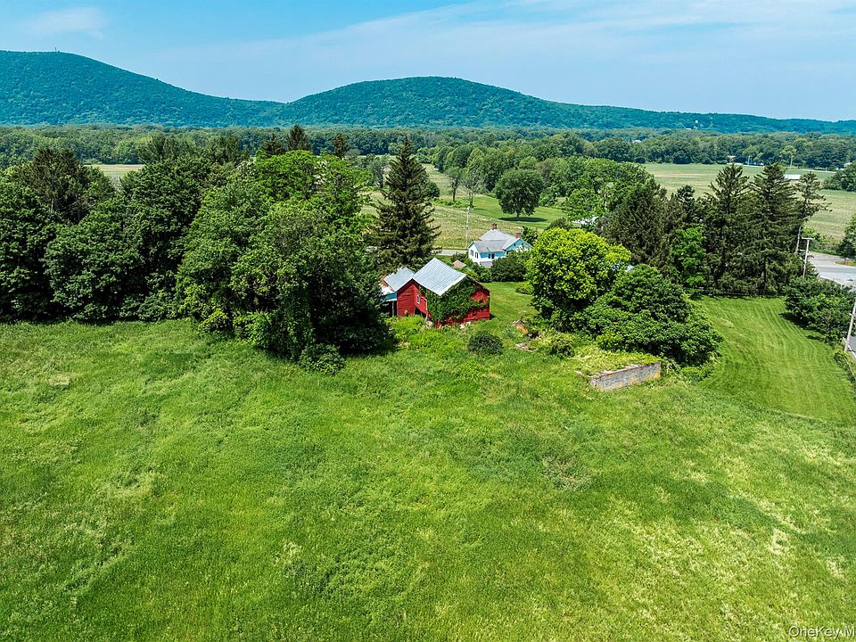 まちか‼️ 7668 Route 82, Pine Plains, NY 12567 | MLS #880499 | Zillow