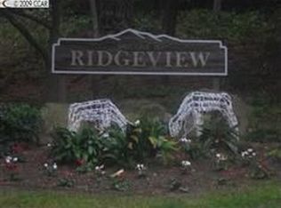 403 Ridgeview Dr, Pleasant Hill, CA 94523
