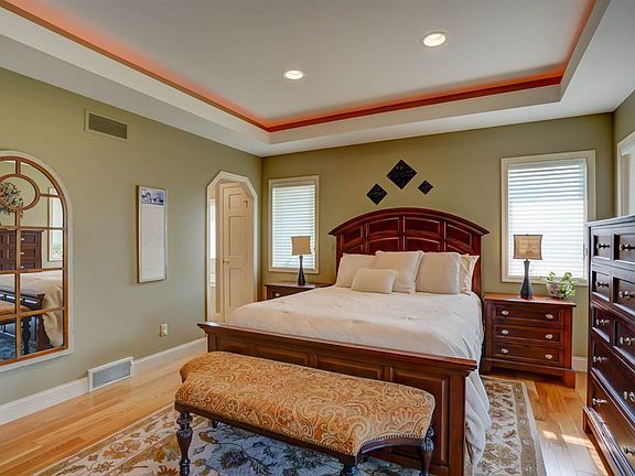 5th image of 510 Riverview Ct