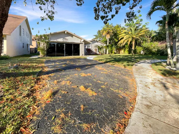 9321 NW 35th Manor, Sunrise, FL 33351