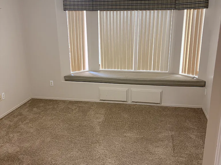 10390 S Fairway Dr — Photo 8