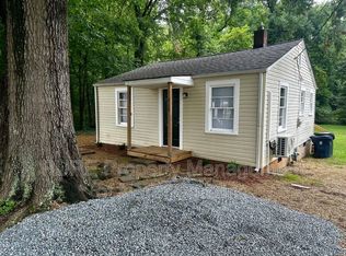 928 Dixie St, Lexington, NC 27292