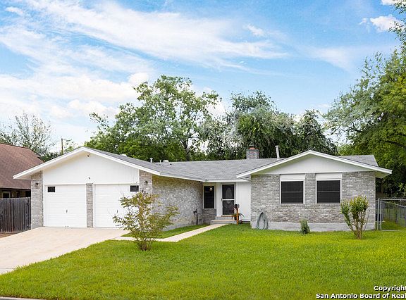 4th image of 437 Channing Ave