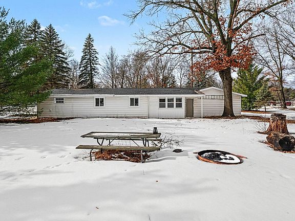 2nd image of 1654 Opland Rd