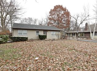 440 W Creekwood Dr, Palatine, IL