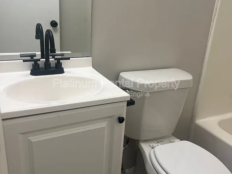 1614 Riverside Trl NE — Photo 17